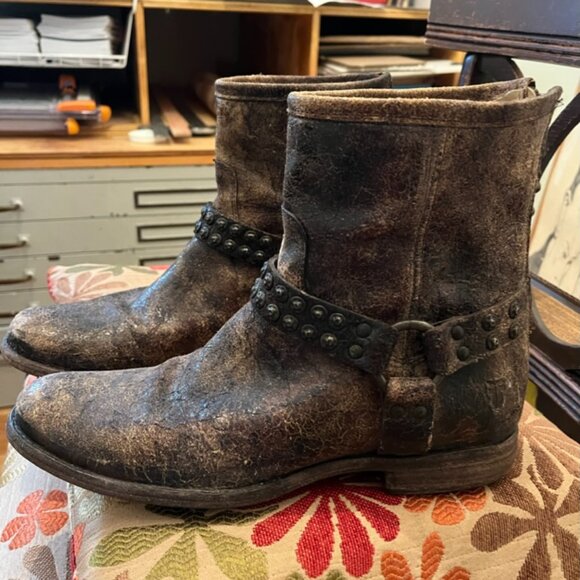 FRYE Phillip Studded Harness Boot Ankle MOTO BIKER DISTRESSED 11 - Picture 2 of 4